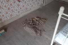 stof bij elkaar geveegd