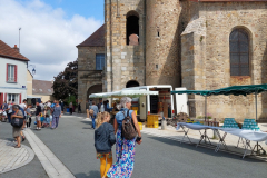 grote braderie brocantemarkt in Evaux